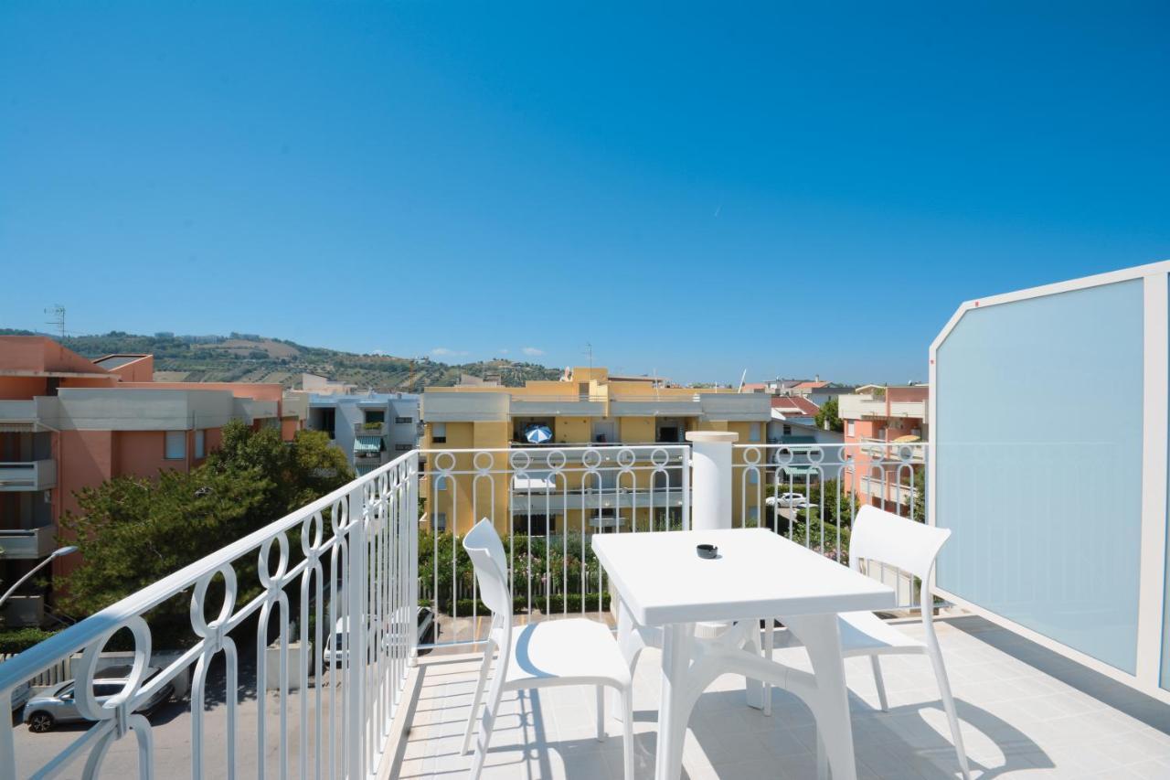 Residence Hotel Alba Palace Alba Adriatica Kültér fotó
